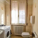 Fuoriporta Affitti Brevi - Incantevole Residenza Retro Apartment Parma
