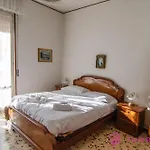 Fuoriporta Affitti Brevi - Incantevole Residenza Retro Apartment Parma