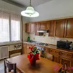 Fuoriporta Affitti Brevi - Incantevole Residenza Retro * Parma