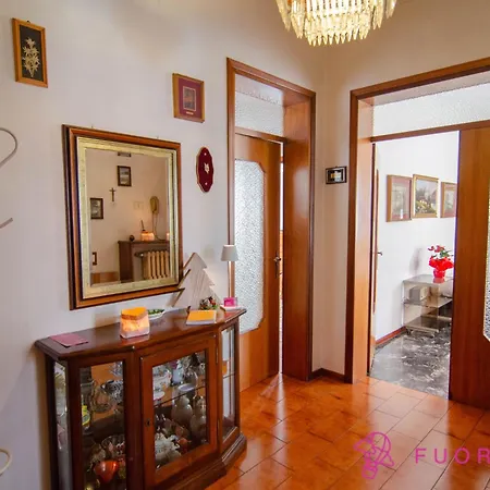 Fuoriporta Affitti Brevi - Incantevole Residenza Retro Apartamento *