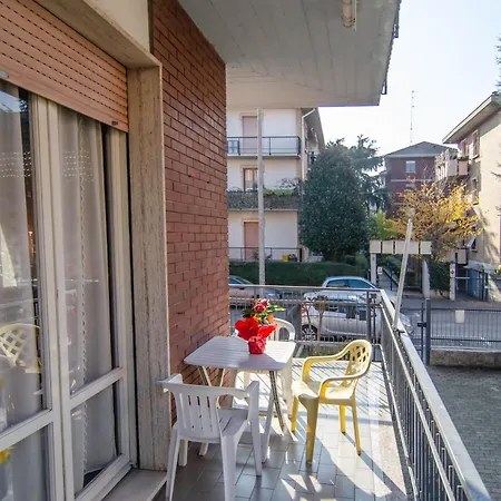 Fuoriporta Affitti Brevi - Incantevole Residenza Retro Appartement