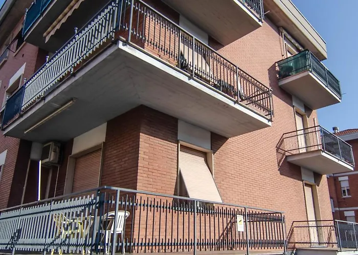 Fuoriporta Affitti Brevi - Incantevole Residenza Retro פארמה