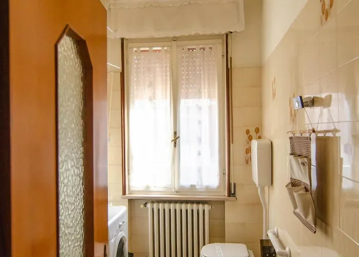 Fuoriporta Affitti Brevi - Incantevole Residenza Retro פארמה