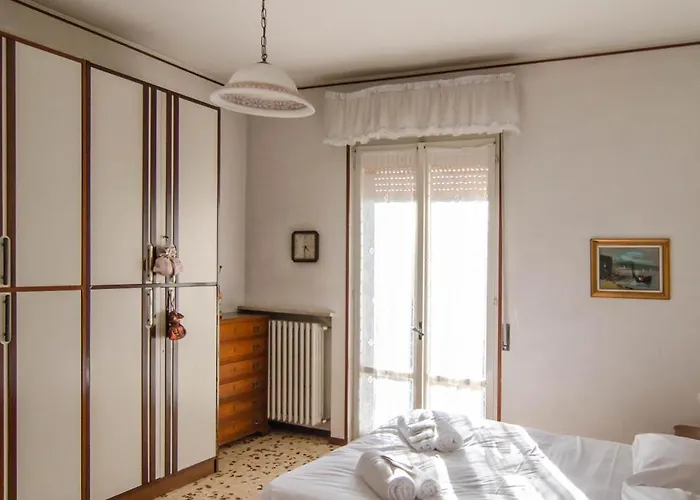 Fuoriporta Affitti Brevi - Incantevole Residenza Retro * פארמה