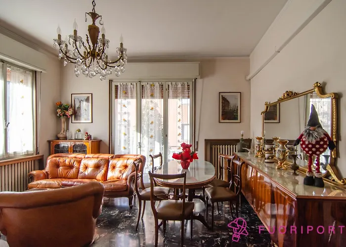 דירה Fuoriporta Affitti Brevi - Incantevole Residenza Retro פארמה